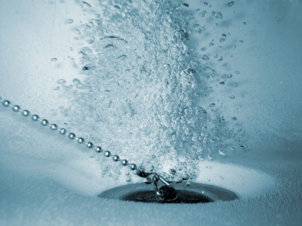 How to drain a hot tub